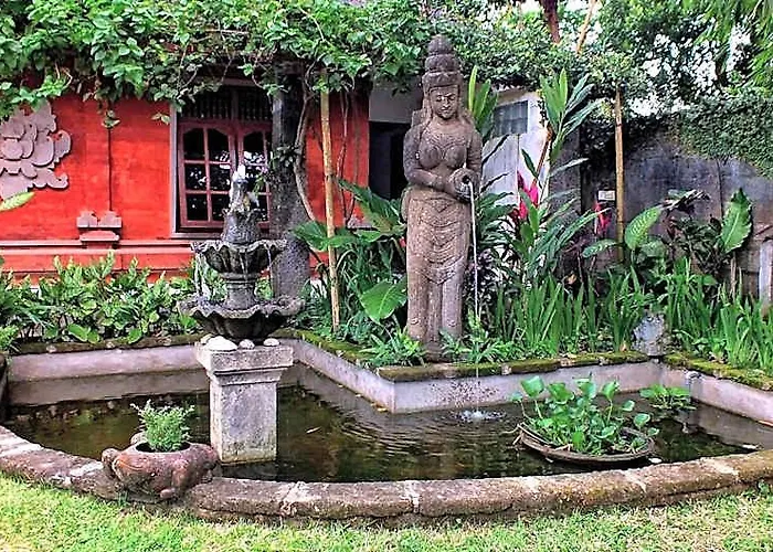 Mandala Desa 4* Batuan